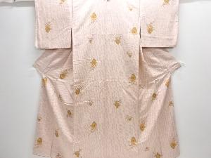 陶器に草花模様小紋着物